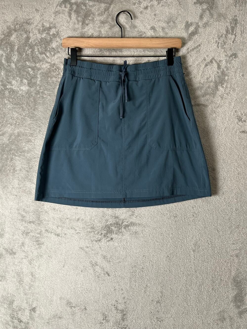 Kuhl VANTAGE Skort Metal Blue Outdoor Hiking Travel Athletic Utility Skirt Small